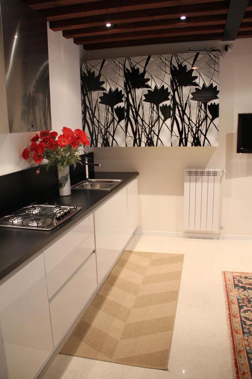 Sarai Apartments Venecia Habitación foto