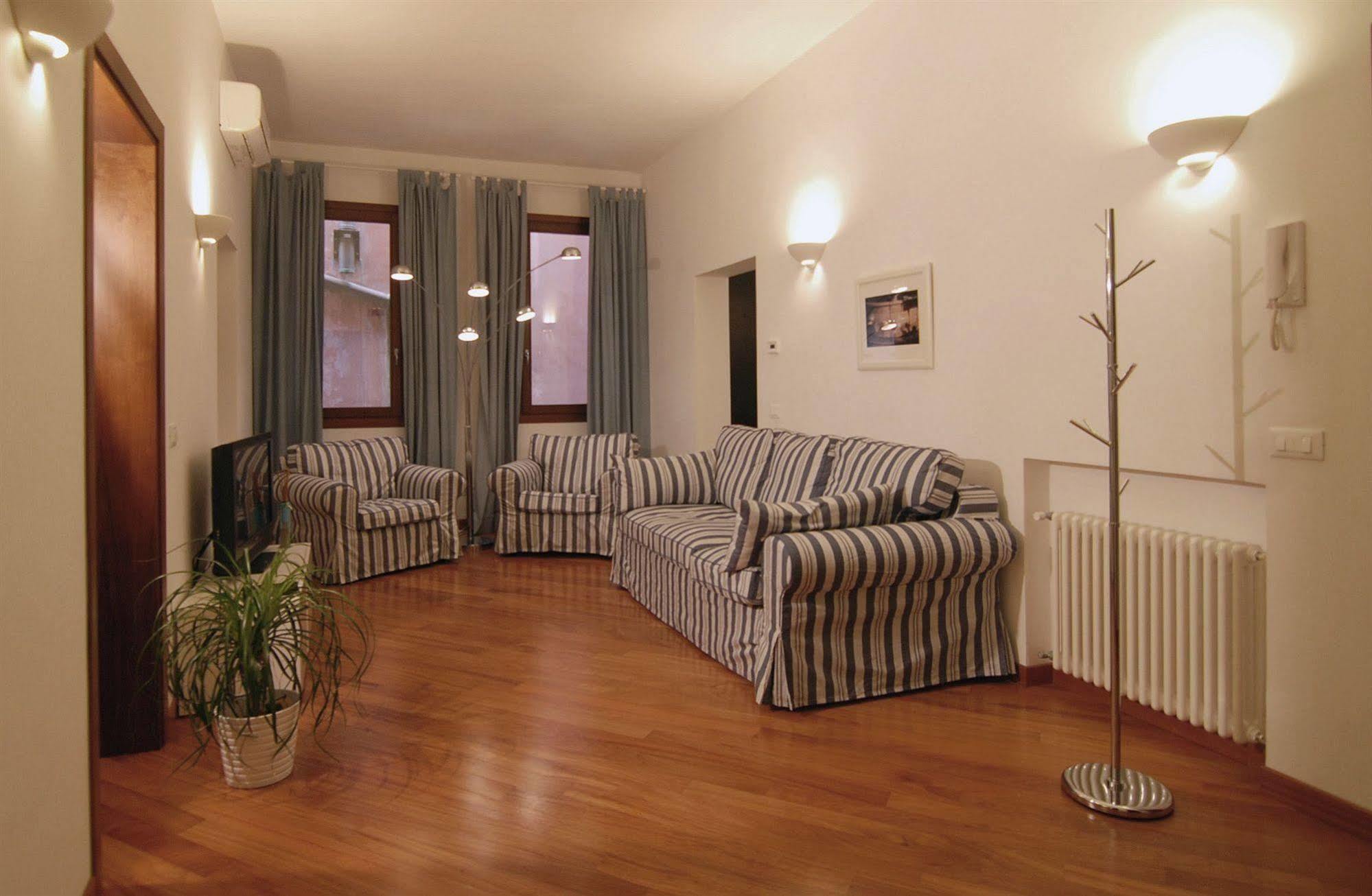 Sarai Apartments Venecia Exterior foto